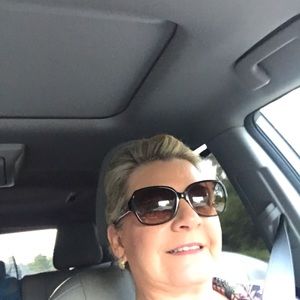 Meet your Posher, Melanie